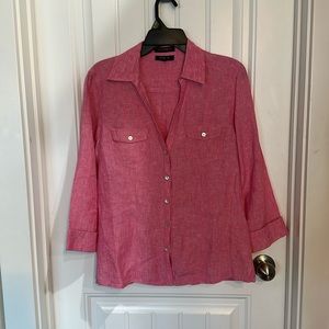 Like new v neck button down blouse.